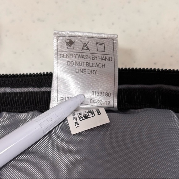 Adidas Originals Trefoil Backpack Pastel Pink/Peach School Bag Travel Streetwear - Picture 12 of 15